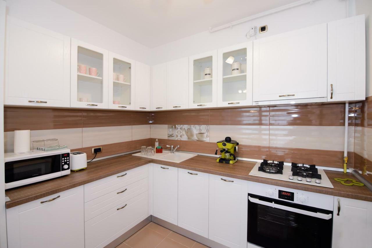 Isaran 3P Apartment Brasov Exterior photo